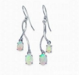 honour gems ltd提供手表﹑首飾及珠寶等產品