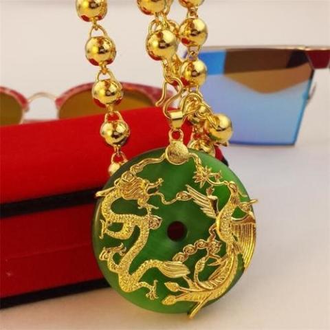 買金首飾應該怎么選？店員透露 內行人都偏愛這3種，耐用還保值