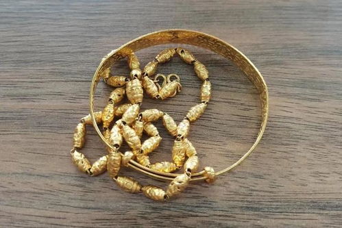 小心！戴首飾的7個危險動作，搞不好你的黃金就這么丟了